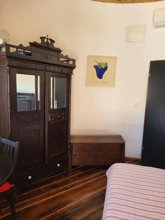 Couette-café Agroturizam Duvancic - Konoba Dida Marka Drniš